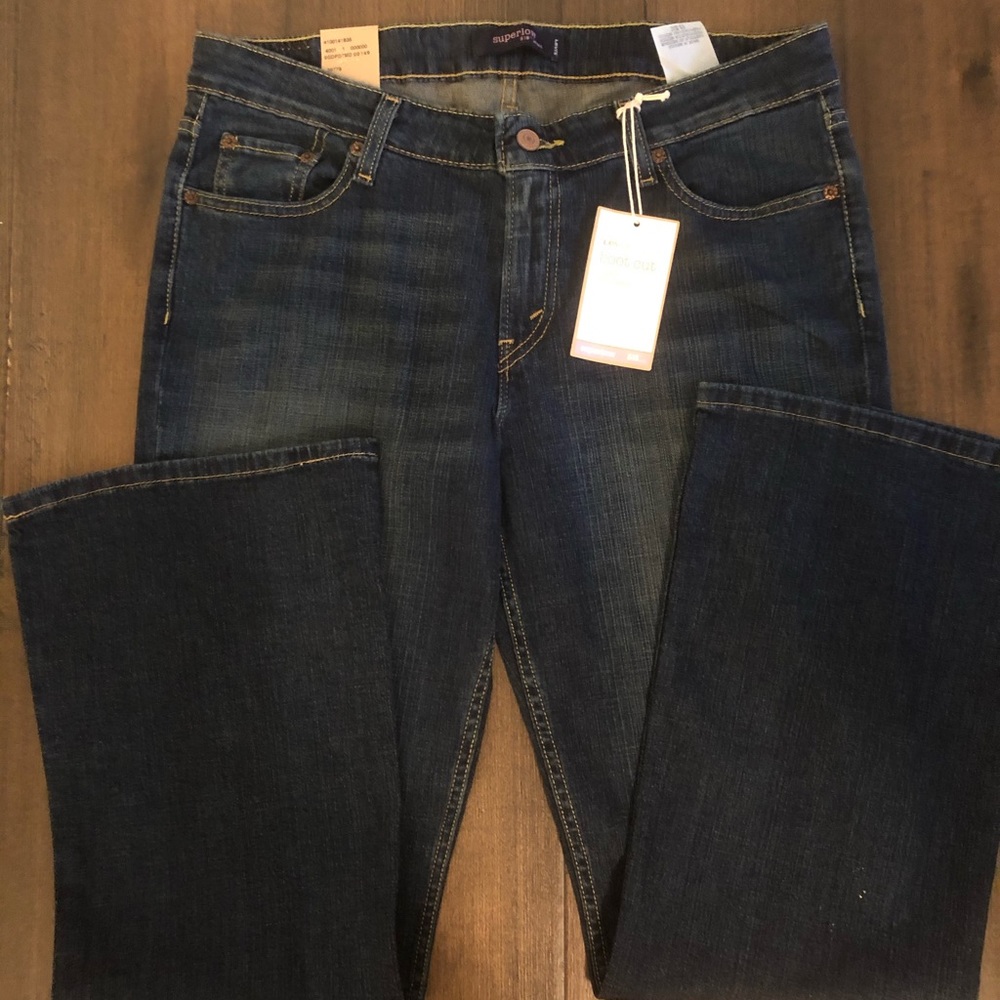 NWT Levi’s 518 Boot 13 Short Juniors